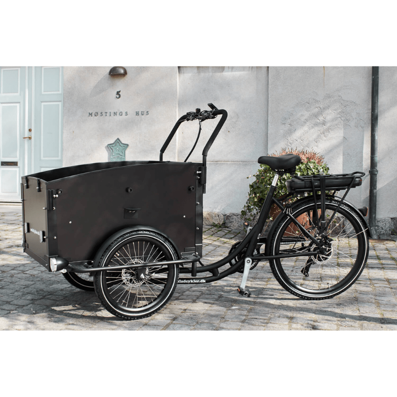 Cargo tricycle shop