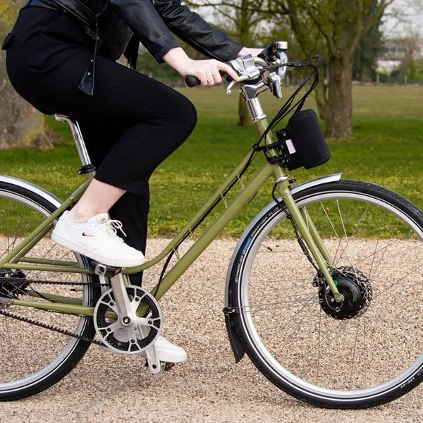 ARCC Rosemont Electric Bike 250W Comfort Step Through eBike - Pedal & Chain