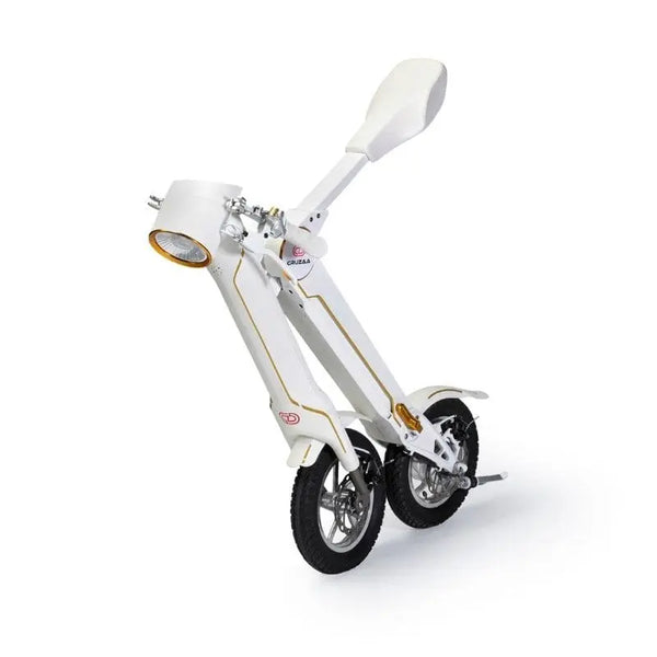Cruzaa Scoota White