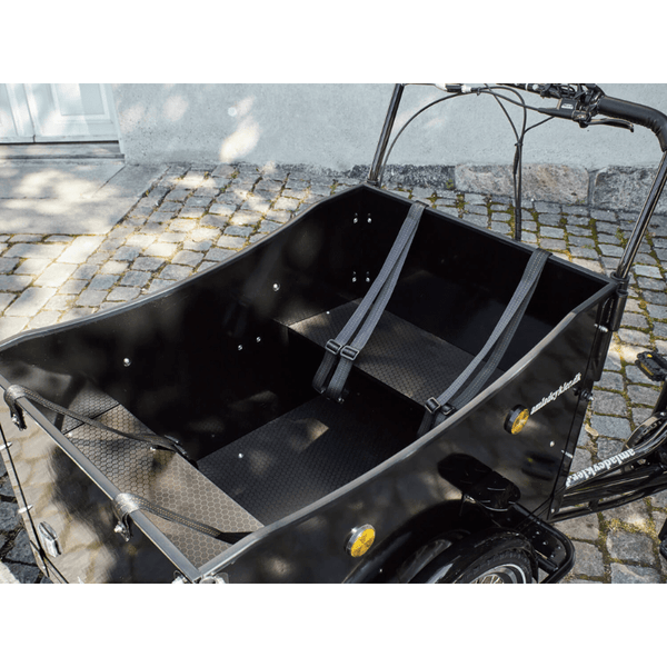 AmcargoBikes Deluxe Cargo Electric Tricycle Black Amcargobikes